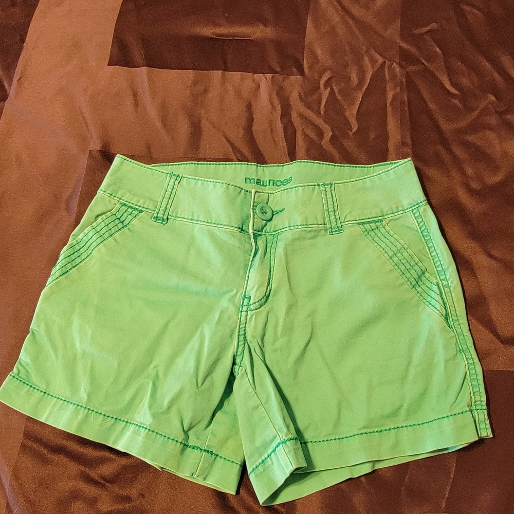Maurices green shorts size 1/2